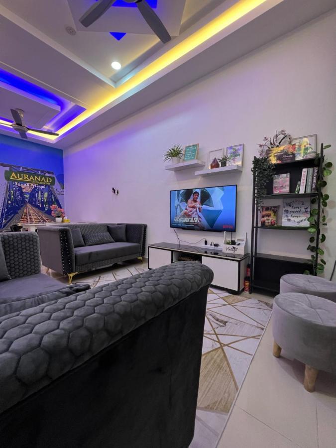 Auranad Guest House Tanah Merah Wifi-Netflix Kültér fotó